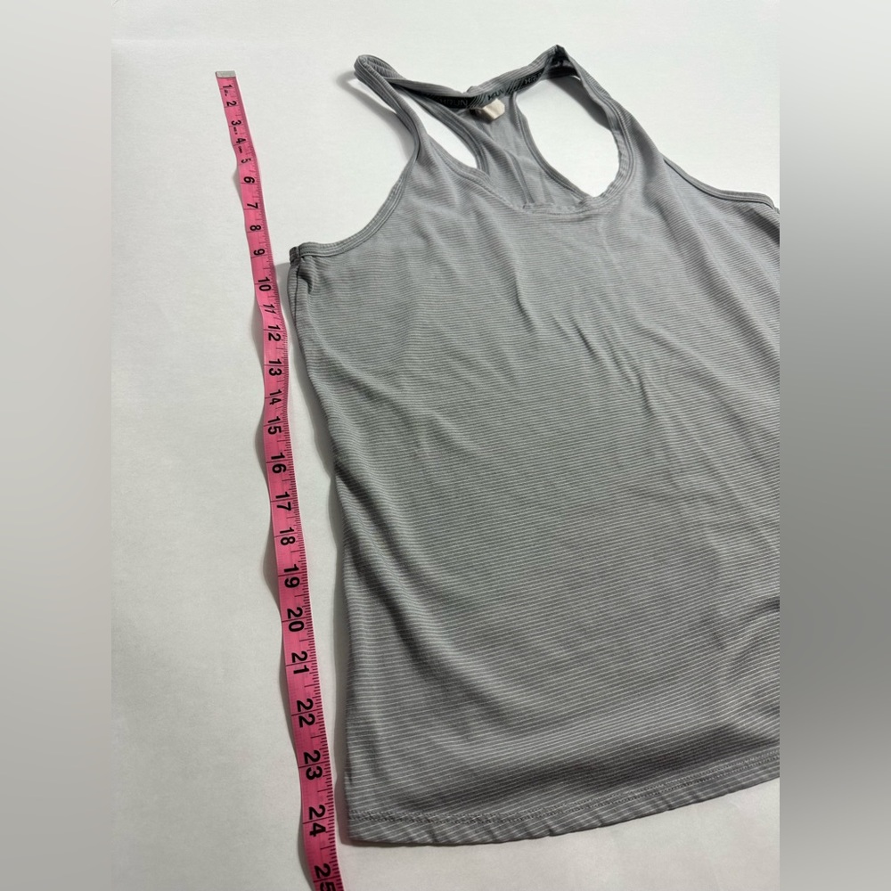 Under Armour Razorback Athletic Tank - Picture 7 of 8
